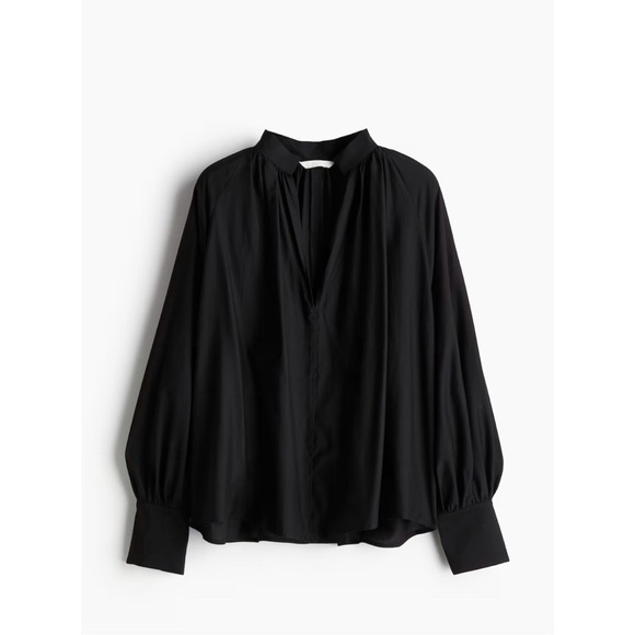 Black Balloon-Sleeved Blouse (S, L, XL) - Picture 6 of 6